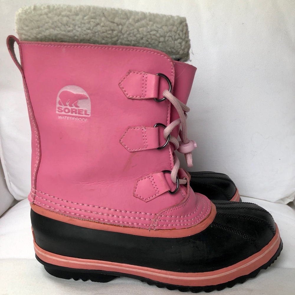 Pink Sorel Boots fits  Women’s Size 8